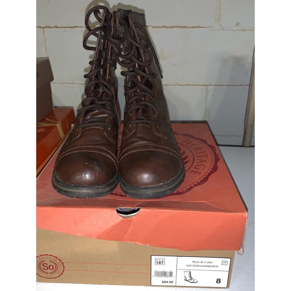 Combat boots